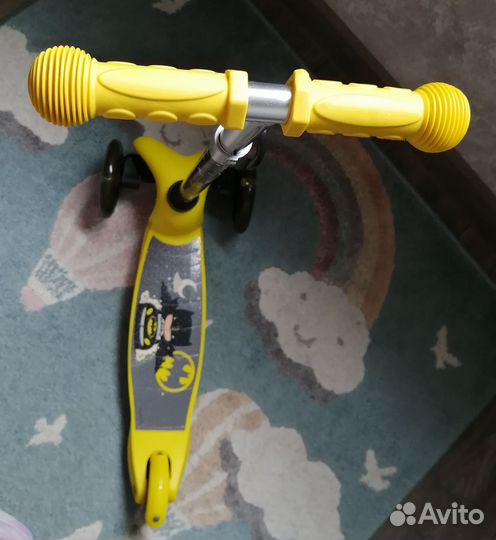 Самокат детский трехколесный