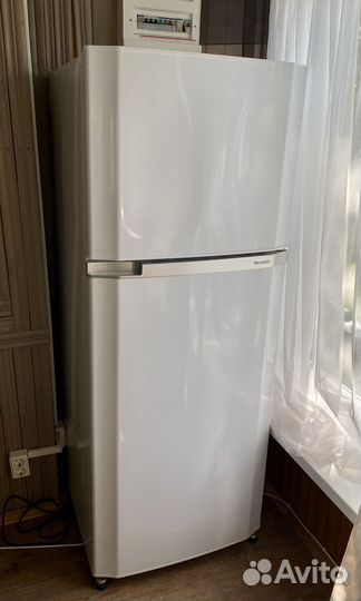 Холодильник Sharp SJ-CT361R-WH