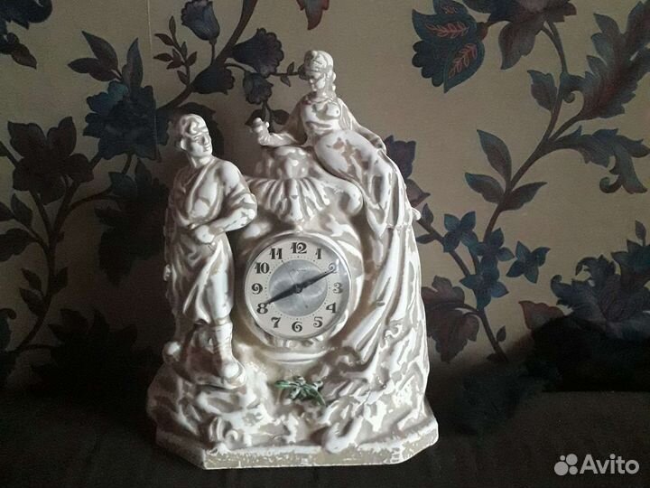 Часы настольные СССР