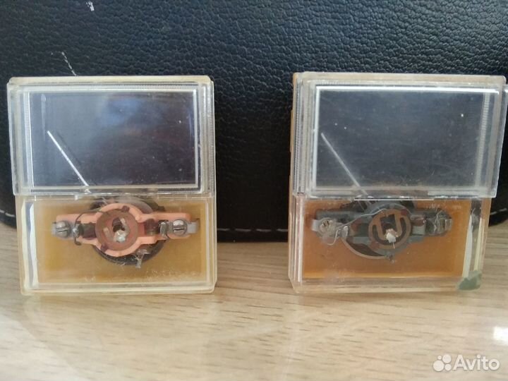 Индикаторы стрелочные