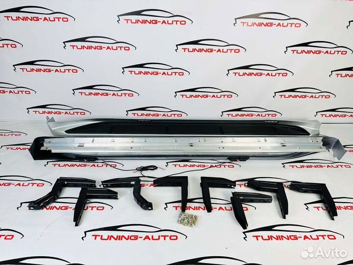 Подножки Toyota Land Cruiser 100 с подсветкой N889