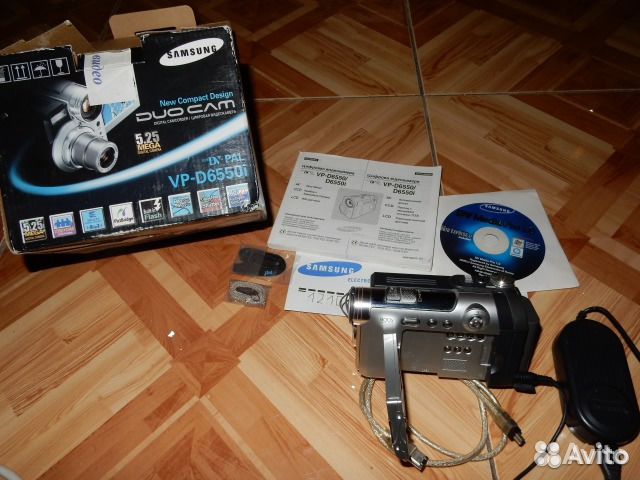 Видеокамера samsung VP-D6550i -это2006год касетная