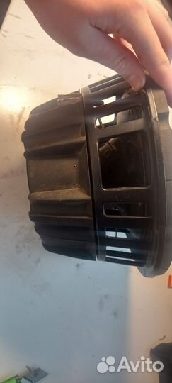 Продам саббуфер Elenberg