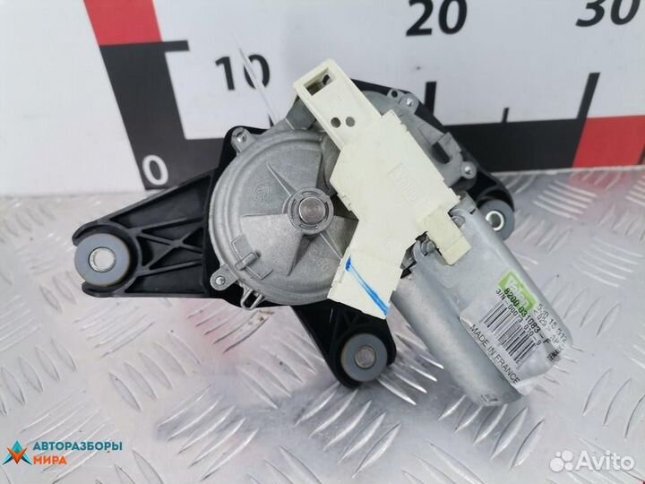 Моторчик заднего стеклоочистителя (дворника)