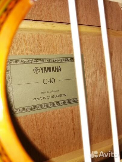 Новая Классическая гитара Yamaha C40