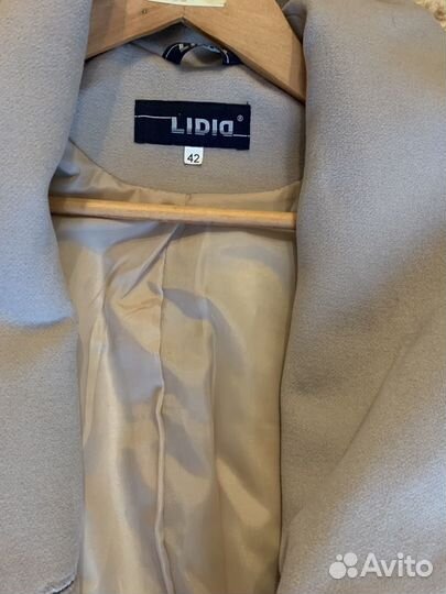 Пальто женское 44