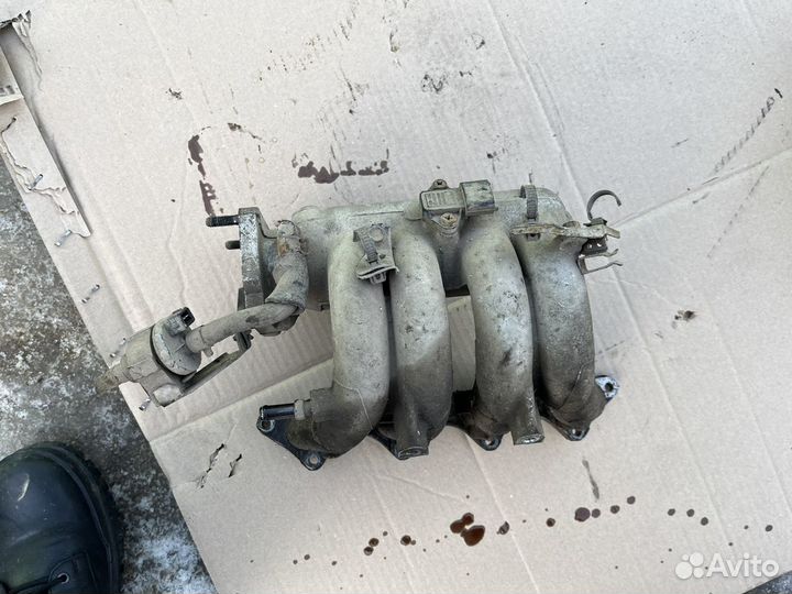 Коллектор впускной Хендай Гетц