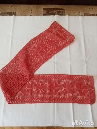 Кружева ручной вязки