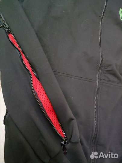 Мастерка Bikkimbergs спортивная кофта разм,S,M,XL