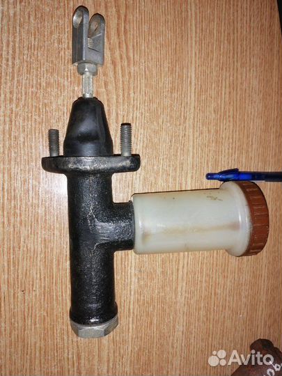 Главный цилиндр сцепления Москвич 403