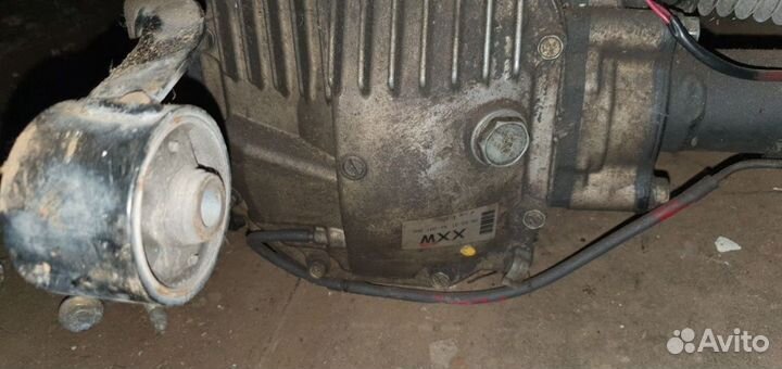 Передний редуктор от Mitsubishi Pajero 4