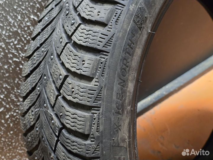 Michelin X-Ice North 4 245/40 R20