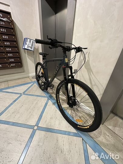 Новый велосипед с алюм. рамой и гидравл. тор