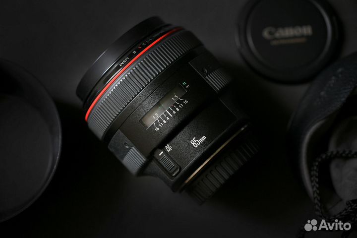 Canon EF 85 mm f 1.2 L II