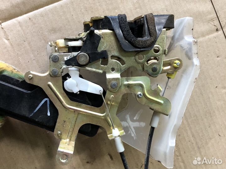 Замок задней левой двери Lifan X50