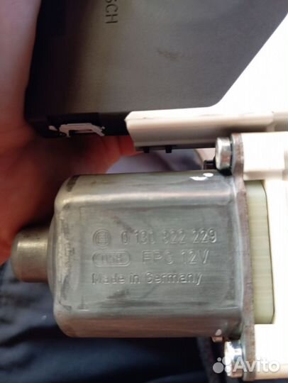 Мотор стеклоподъемника Лево Перед golf 5