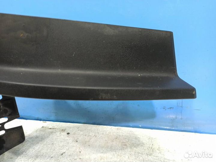 Облицовка фары правая Scania 6 series 2016