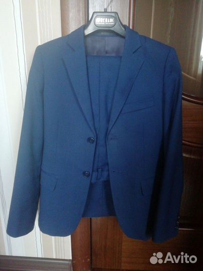 Школьный костюм