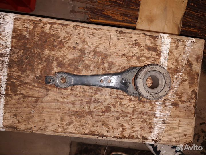 Вилка сцепления ваз 2106