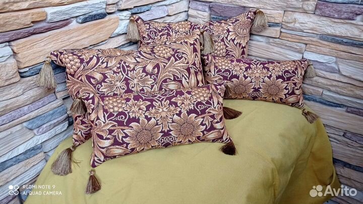 Декоративные наволочки на подушки hm