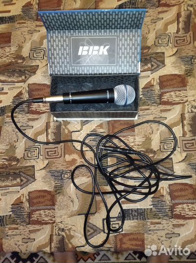Микрофон BBK рм-80 для караоке