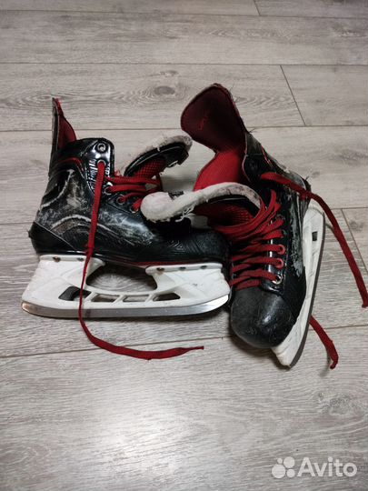 Хоккейные коньки bauer vapor x800