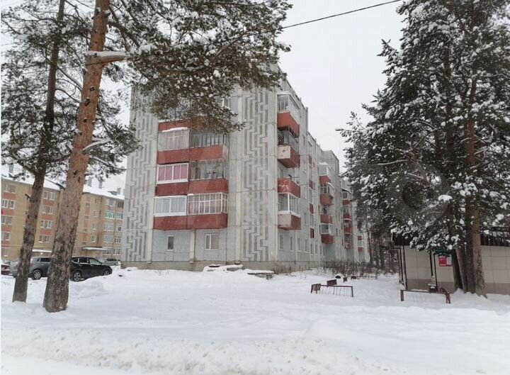 3-к. квартира, 69,5 м², 2/5 эт.