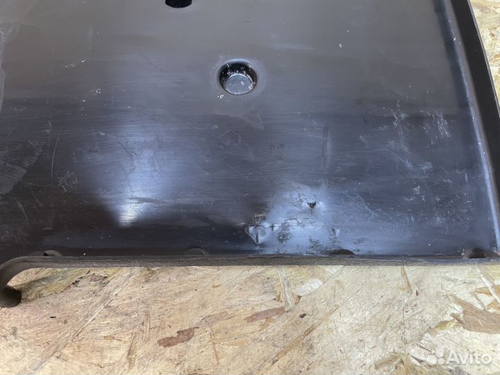 Подставка под аккумулятор Toyota Alphard 3