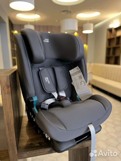 Автокресло Britax Roemer Evolvafix (9-36 кг)