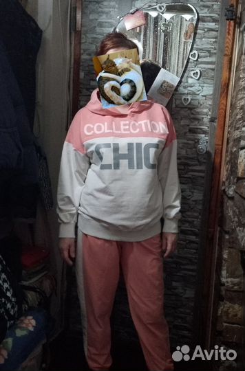 Спортивный костюм женский