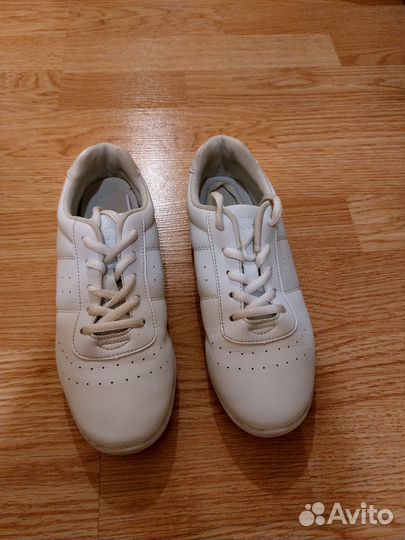 Кроссовки для гимнастики, танцев