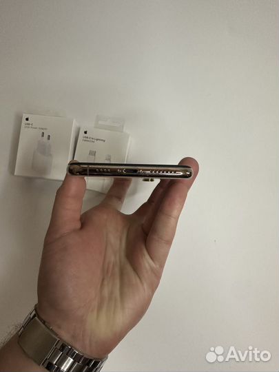 iPhone Xs Max, 64 ГБ