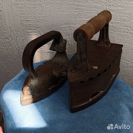 Утюг Рыба Кит. Утюг Касимов угольный