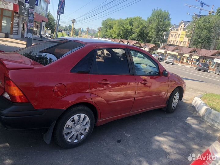 Ford Focus 2.0 AT, 2000, 200 000 км