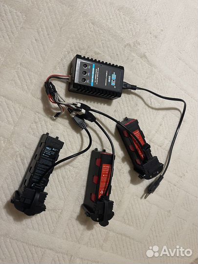 Квадрокоптер Hubsan H117S Zino