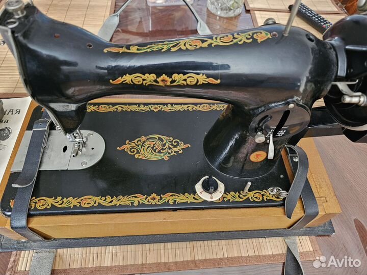 Швейная машинка Подольск класс 2м