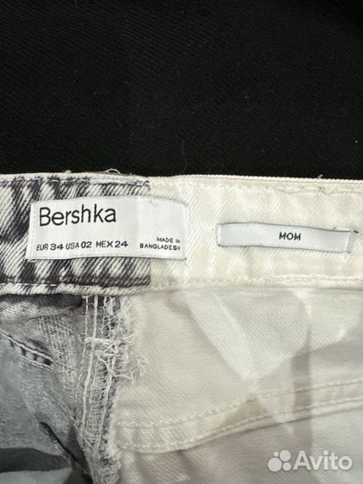 Джинсы bershka mom 34