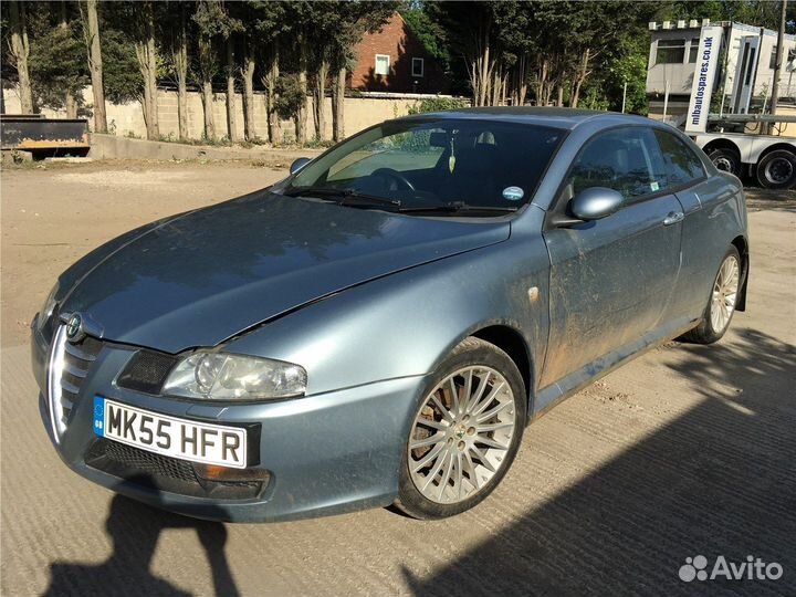 Разбор на запчасти Alfa Romeo GT