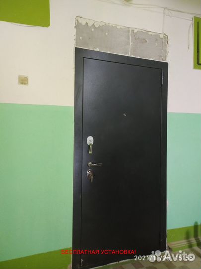 Толстая входная дверь с отличной шумоизоляцией