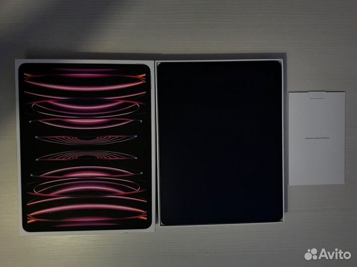 Планшет Apple iPad Pro 2022 128Гб. + Apple Pencil