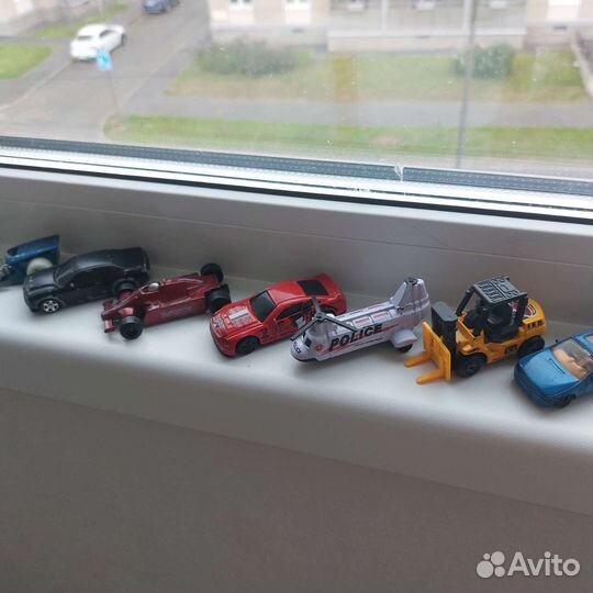 Машинки хот вилс hot wheels и др