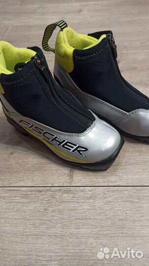 Лыжные ботинки Fischer, р.30