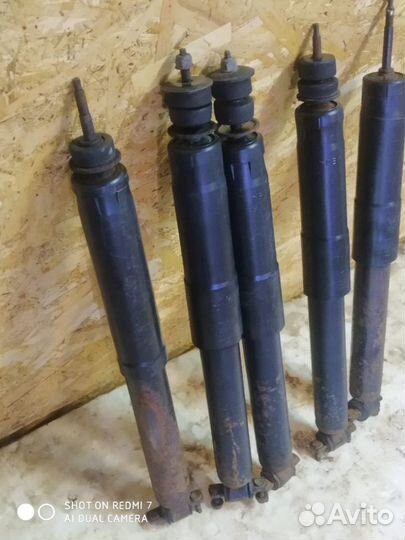 Амортизатор передний jeep grand cherokee zj, wj