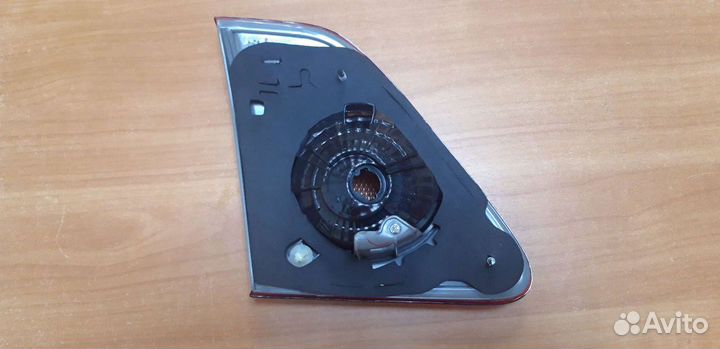 Фонари в крышку багажника Тойота Королла Е150 06-1