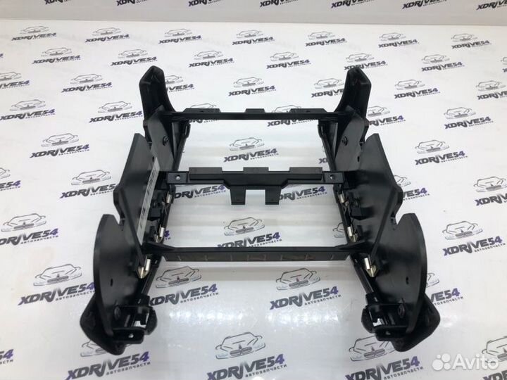 Накладка центральной консоли задняя Bmw 750I F01