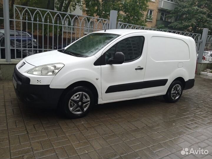Peugeot Partner 1.6 МТ, 2011, 220 000 км