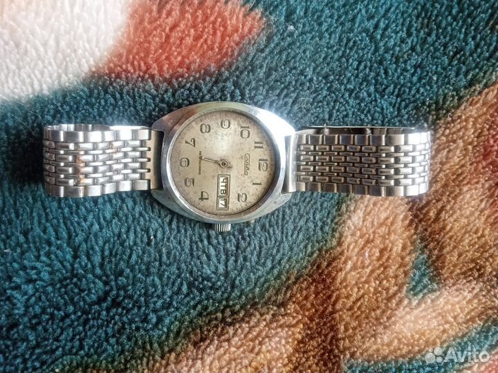 Часы слава СССР на запчасти