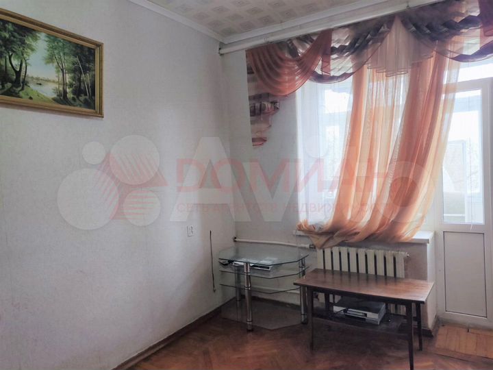 4-к. квартира, 95 м², 4/4 эт.