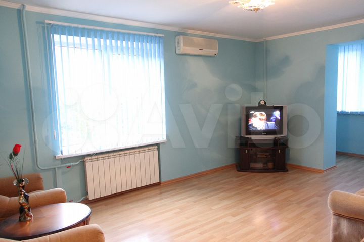 2-к. квартира, 70 м², 5/12 эт.