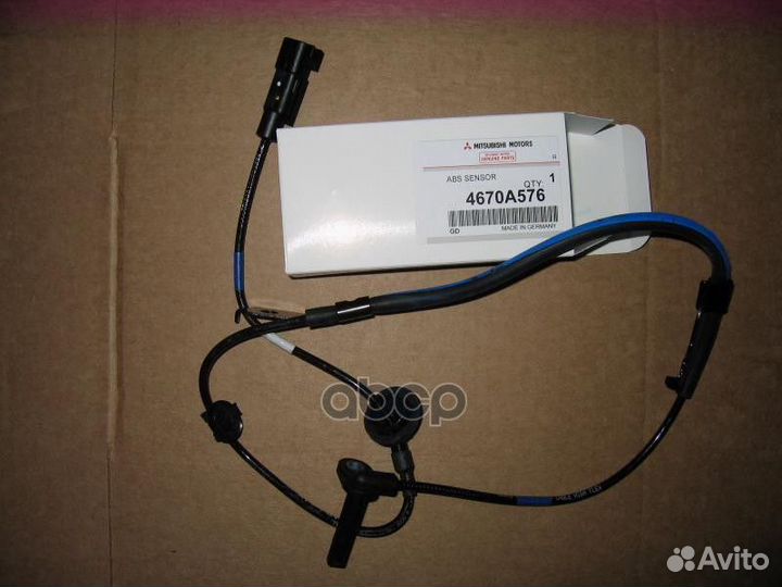 Датчик ABS 4670A576 mitsubishi